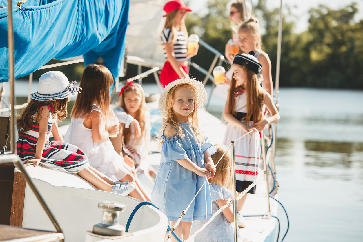 Jak znaleźć dobry obóz żeglarski dla dzieci?