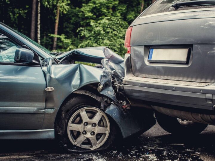 Tragiczny finał wypadku samochodowego na drodze krajowej 79 koło Góry Kalwarii