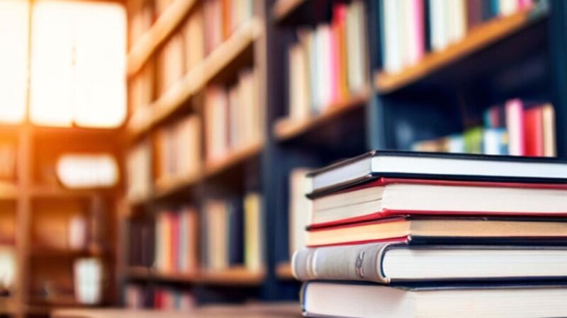 Kreatywność w Bibliotece: Dołącz do całorocznego konkursu Kropka!