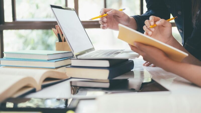 Nowoczesne technologie w szkołach Gminy Tarczyn!