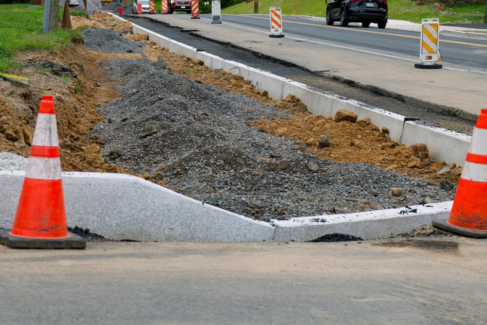 Nowa trasa w Gminie Prażmów prowadzi do urokliwej Krainy Jeziorki