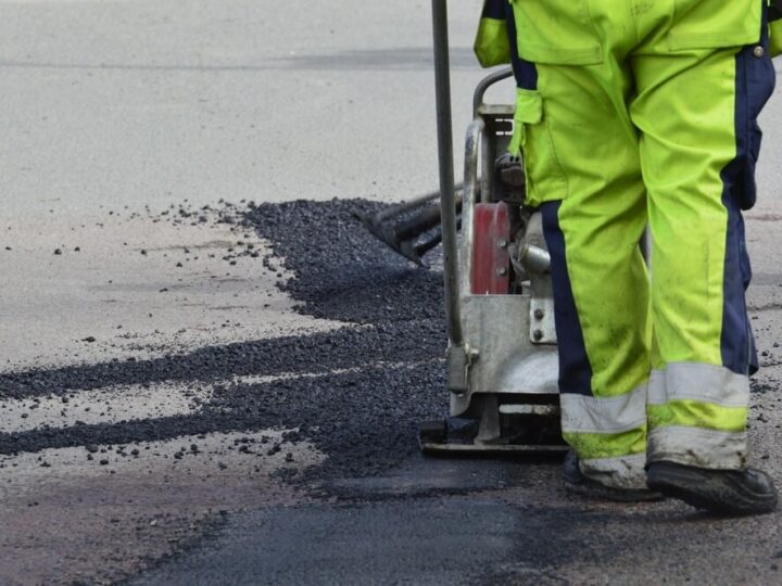 Nowa droga na ul. Spacerowej w Kątach: inwestycja za 4,6 mln zł w toku