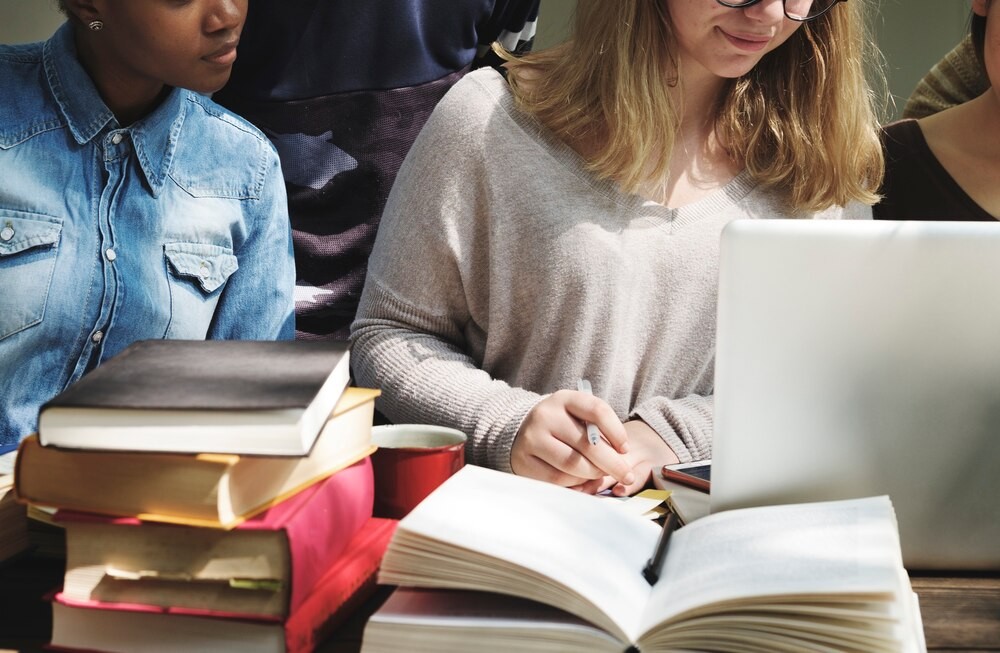 Kurs Komputerowy dla Seniorów: Nowa edycja w Piasecznie już wystartowała!