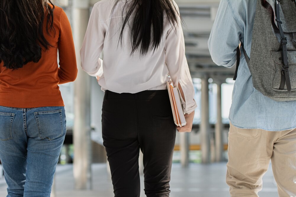 Firmy budowlane walczą o kontrakty przy szkołach podstawowych