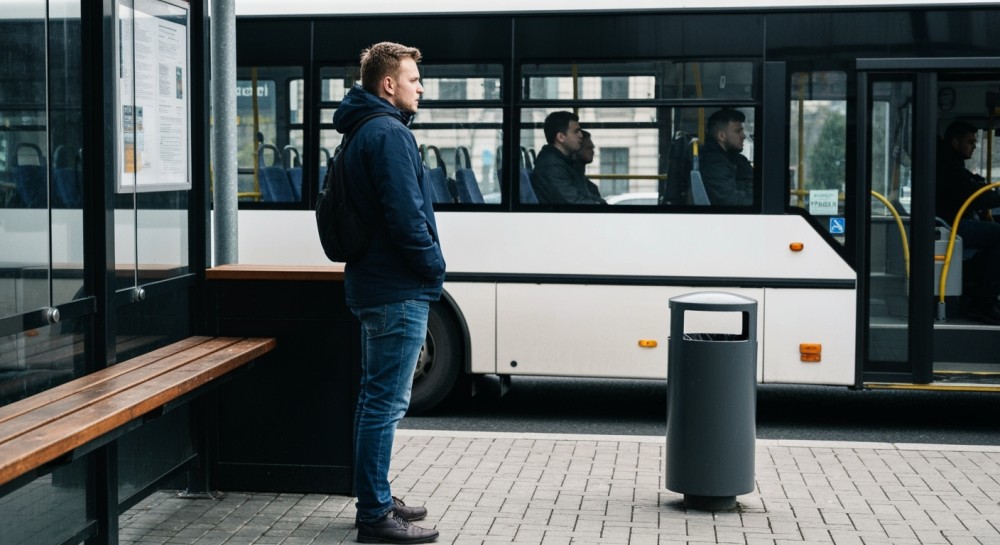 Częstsze kursy autobusu 737 w godzinach szczytu – lepsza komunikacja dla pasażerów!