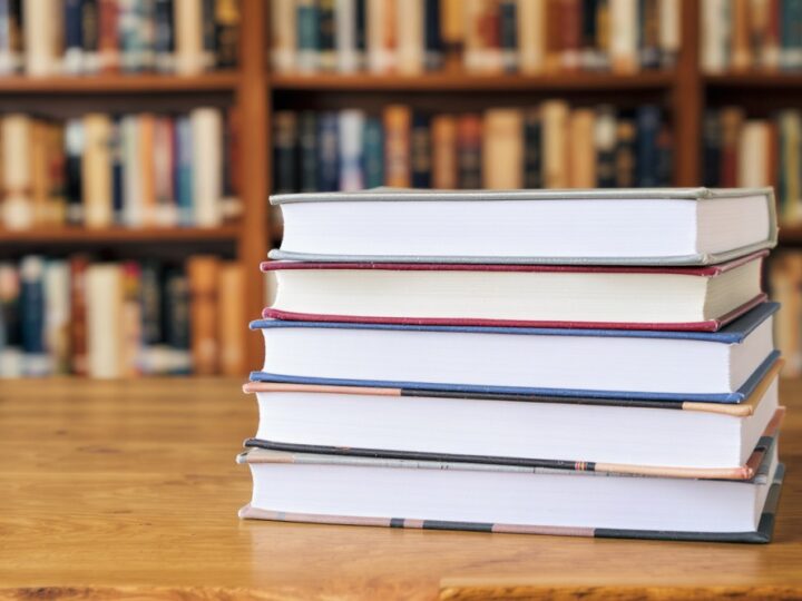 Poznaj artystkę, której intuicyjne obrazy odkrywają emocje i kolory