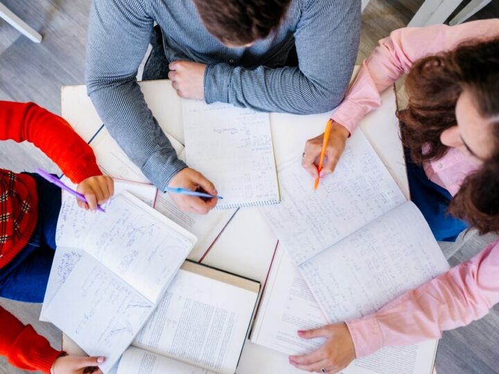 Przedszkolaki z radością poznają tajniki urzędów!