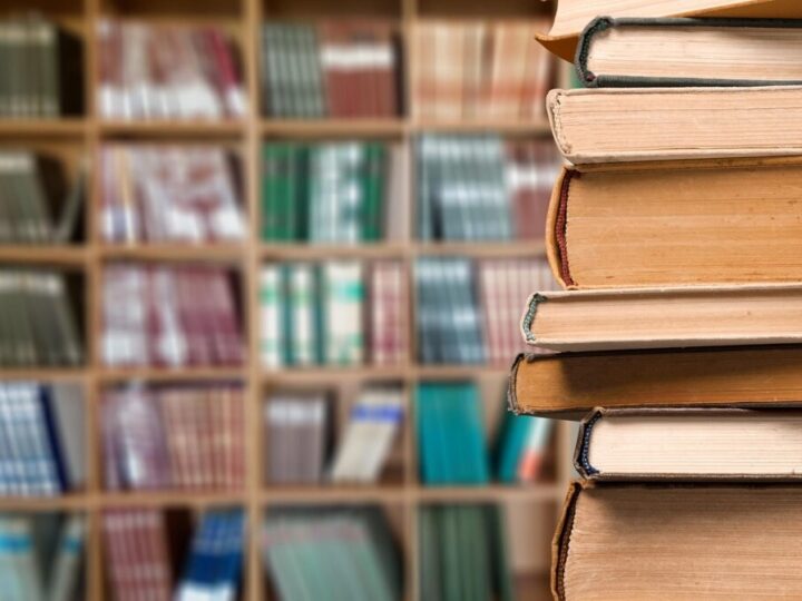 Poleć bibliotekę i zgarnij książkę!