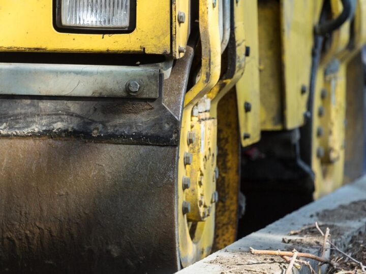 Utrudnienia na ul. Przesmyckiego: Całkowite zamknięcie drogi i prace na Julianowskiej