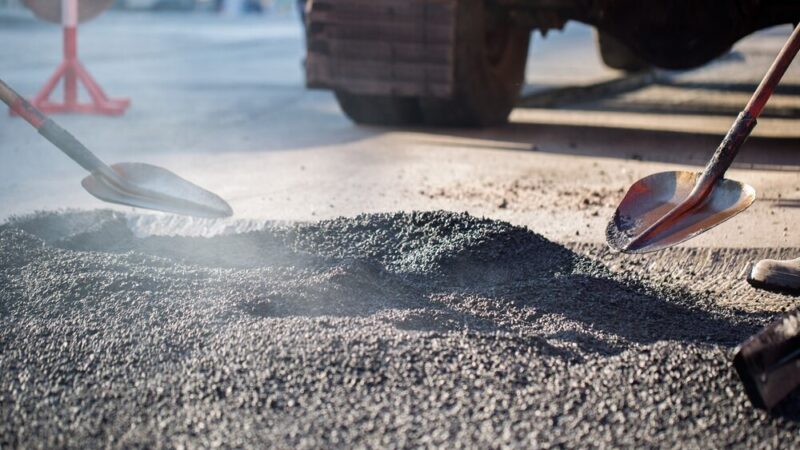 Wiosenne porządki na drogach Górnej Kalwarii – uwaga kierowcy!