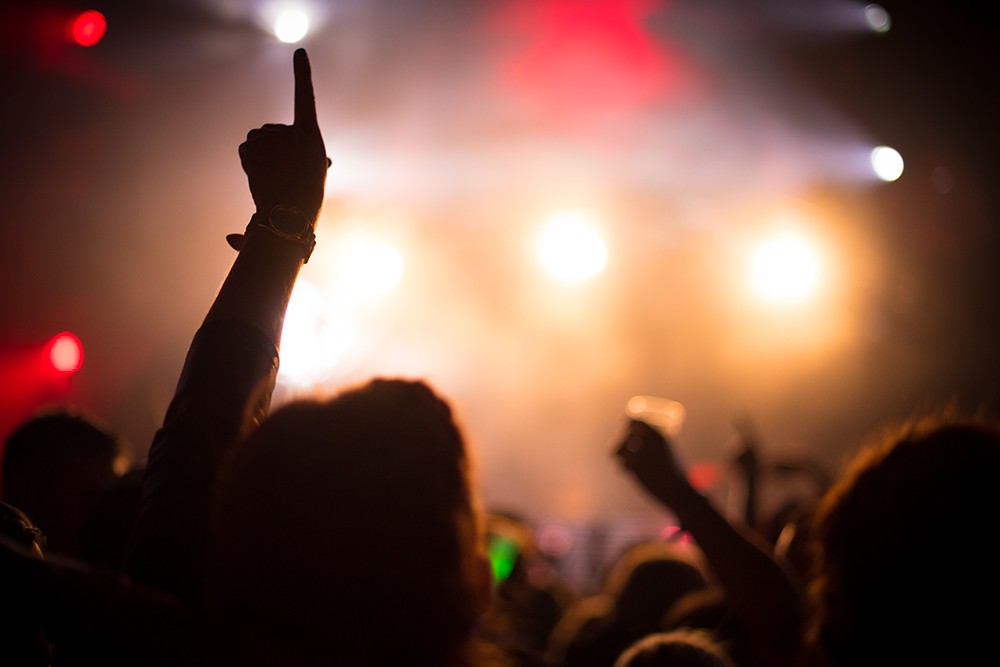 Wiosenne Dźwięki Relaksu – Muzyczna Sesja w Bibliotece