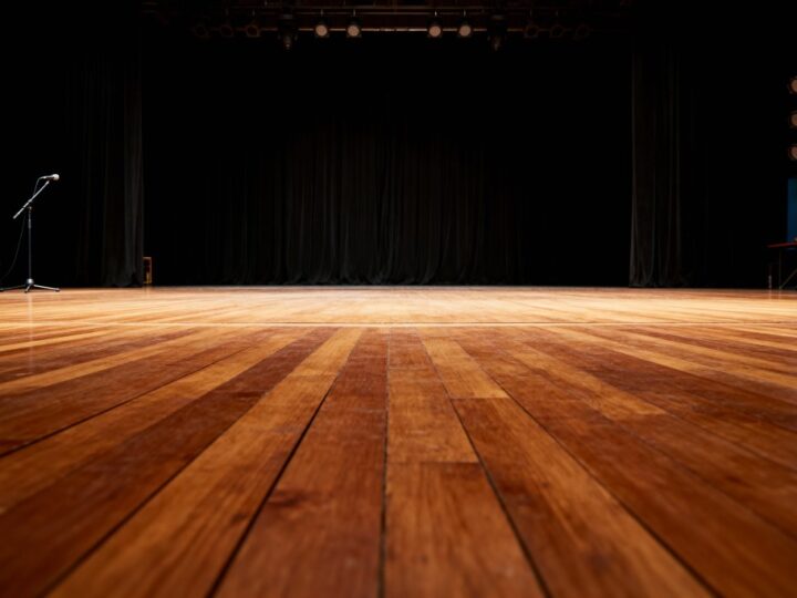 Sześćdziesiątka w Teatrze Peronówka: Poetyckie Urodziny Danuty Bartoszuk