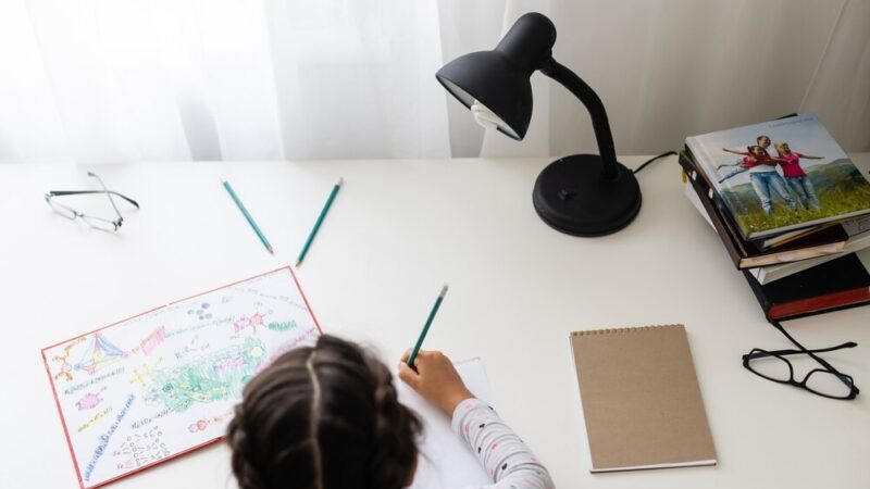 Rodzice, pamiętajcie! Tylko do piątku zapisy na wakacyjne dyżury w przedszkolach!