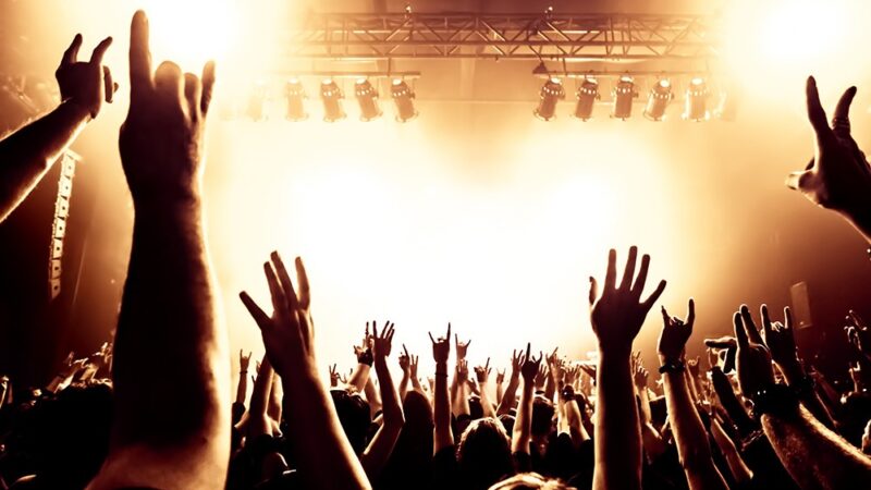 Koncert Estradi Various w Zalesiu Górnym: Muzyczna podróż przez klasykę i film