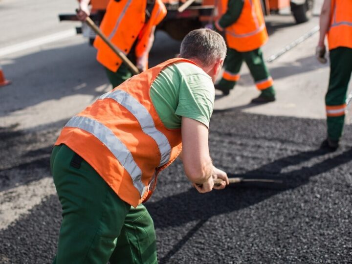 Mroków zyska nową drogę, ułatwiając życie mieszkańcom gminy