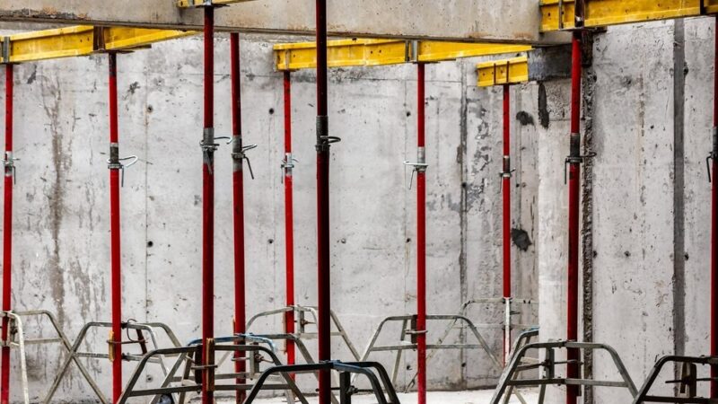 Nowa era dla hali lodowiska na Stadionie Miejskim w Piasecznie dzięki 300 tys. zł wsparcia
