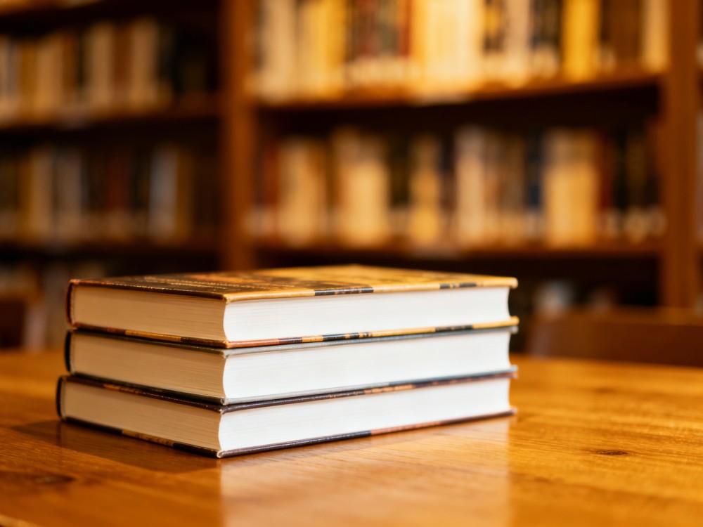 Fascynujące wydarzenia w bibliotece w Konstancinie-Jeziornie dla wszystkich!