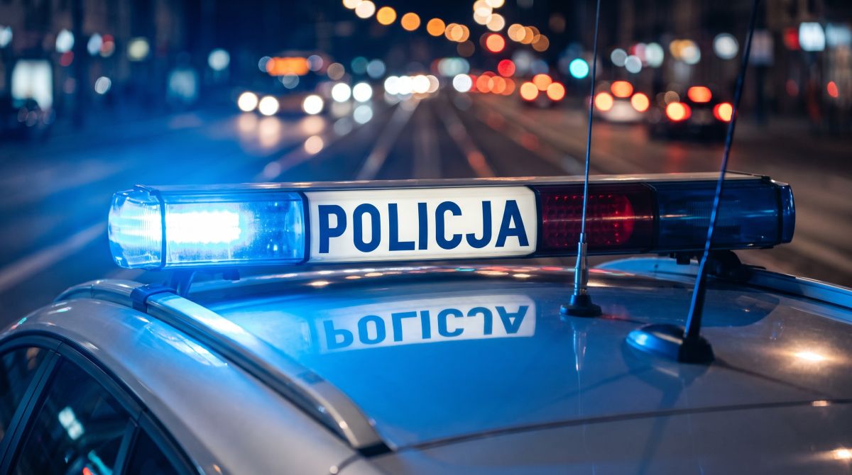 Kierowca Iveco ukarany za przekroczenie masy i zły stan techniczny pojazdu – mandaty na 2500 zł